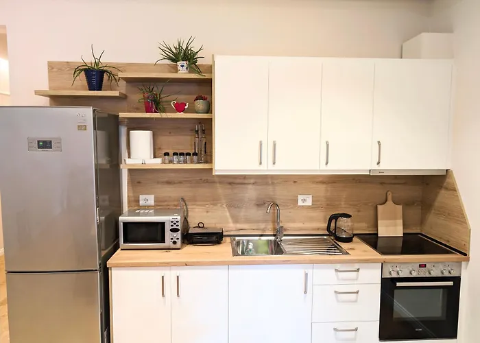 Appartamento With Garden And Veranda *